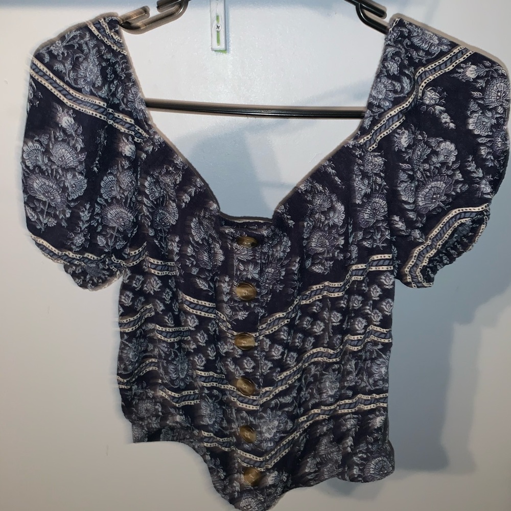 American eagle off the shoulder top